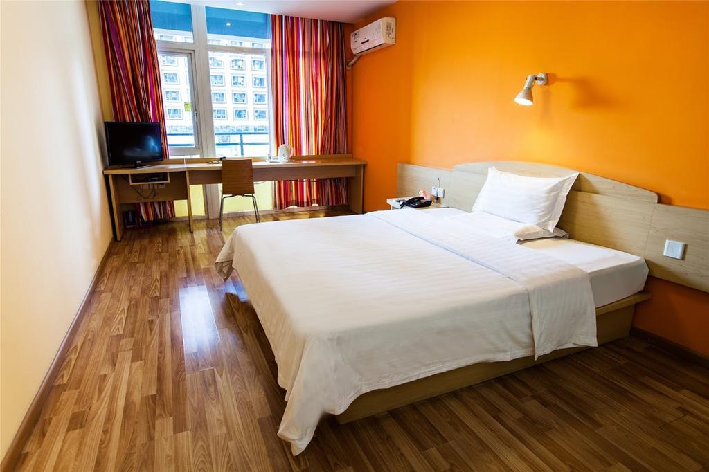 7Days Premium Chongqing Hongqihegou Hotel Kültér fotó